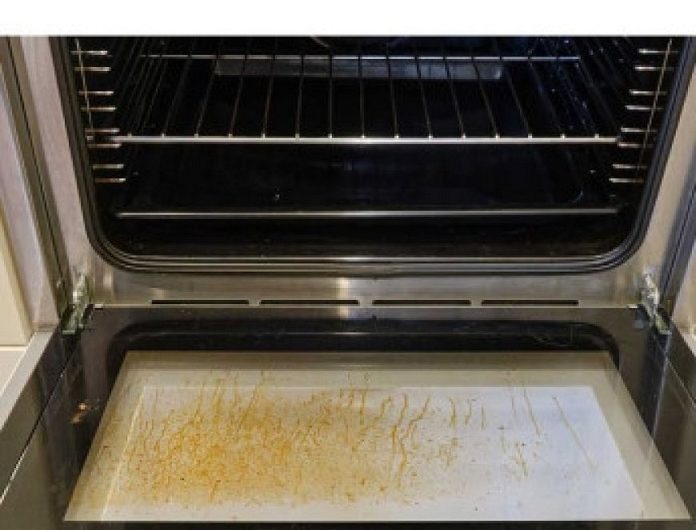 Unglaublich, aber wahr: Dieser geniale Trick macht deine Backofentür in Minuten wieder durchsichtig – ganz ohne Ausbau!
