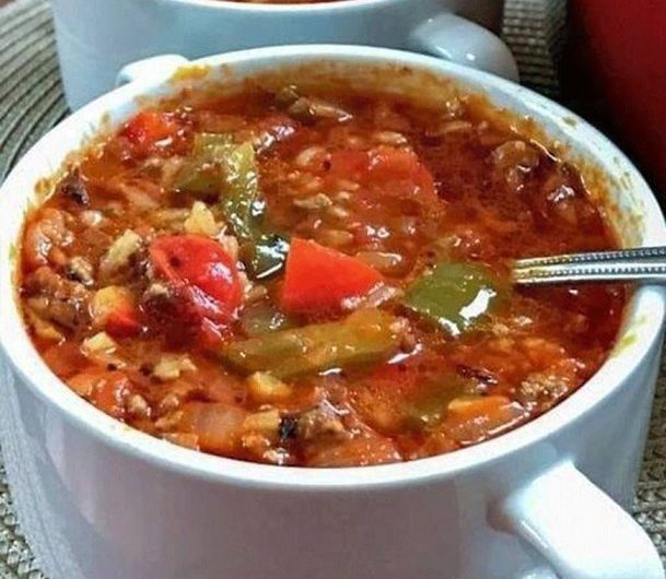 Gefüllte Paprika Suppe – Low-Carb-Komfortküche voller Erinnerungen