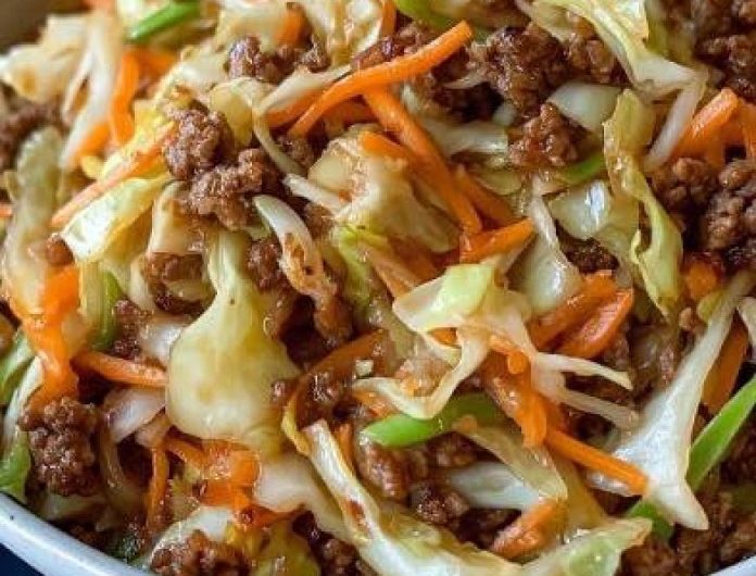 Könnte ich täglich essen: Low Carb Chinakohl mit Hackfleisch in 30 Minuten