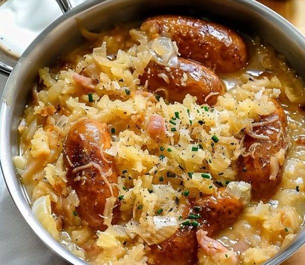 Low-Carb Geschmorter Weißkohl – deftig, einfach und gesund