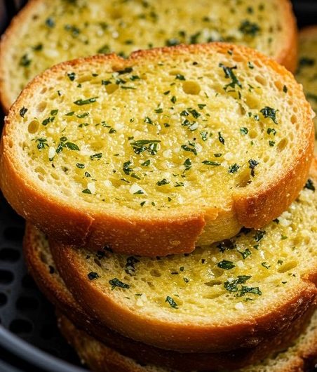 Airfryer Knoblauchbrot – knusprig, aromatisch und in nur 10 Minuten fertig