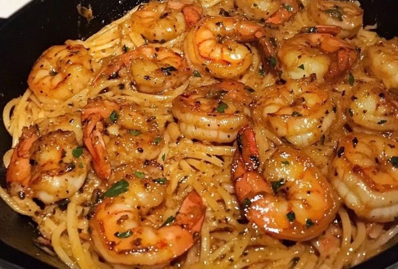 „Sommer auf dem Teller“ – Meine Low-Carb Garnelen-Zoodles, die schmecken wie im Restaurant