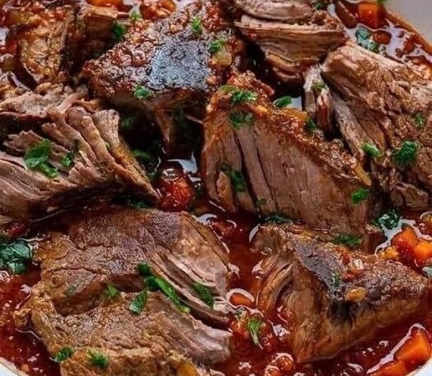 Mein italienischer Low-Carb-Schmortraum – zart, knoblauchduftend und immer ein Erfolg