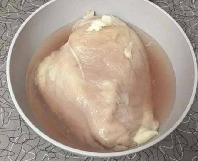 Kann man Hühnerreste noch bedenkenlos essen? – Gedanken aus einer ganz normalen Küche, zwischen Alltag, Vorsicht und gesundem Menschenverstand
