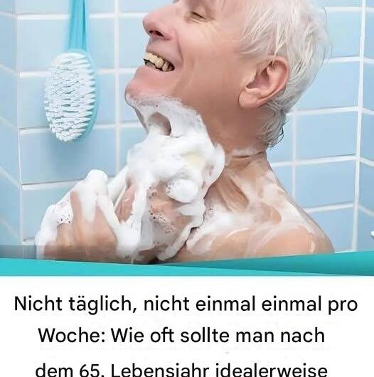 Nicht jeden Tag, aber auch nicht zu selten – warum sich unsere Duschgewohnheiten ab 65 sanft verändern dürfen