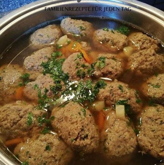 Leichte Leberknödelsuppe – Herzhaft, Traditionell und Doch Angenehm Bekömmlich