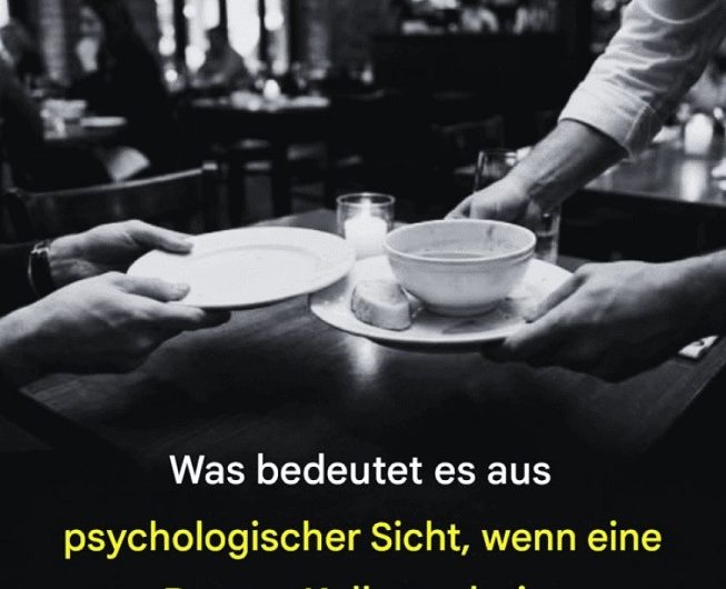 Was es wirklich über einen Menschen verrät, wenn er dem Kellner beim Abräumen hilft