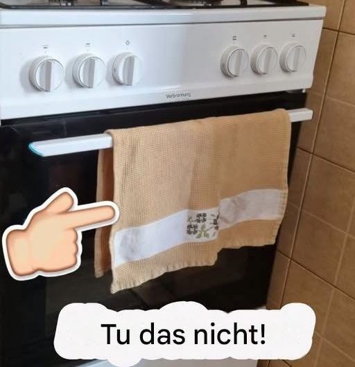 Warum immer mehr Menschen ihr Küchentuch nicht mehr an die Backofentür hängen – Eine kleine Gewohnheit, die den Küchenalltag verändern kann