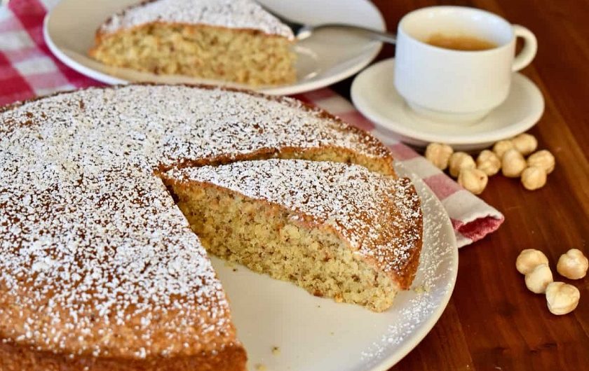 Saftiger Low-Carb Mandelkuchen – Mein schneller Lieblingskuchen ohne viel Zucker