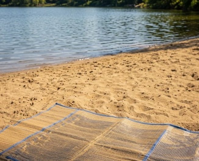 Ein Jahr später hielt ich plötzlich das Handy meiner Tochter in den Händen – und alles, woran ich geglaubt hatte, zerbrach