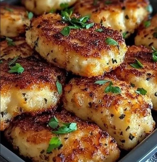 Knusprige Hähnchenfrikadellen – So lecker, dass garantiert jeder Nachschlag möchte